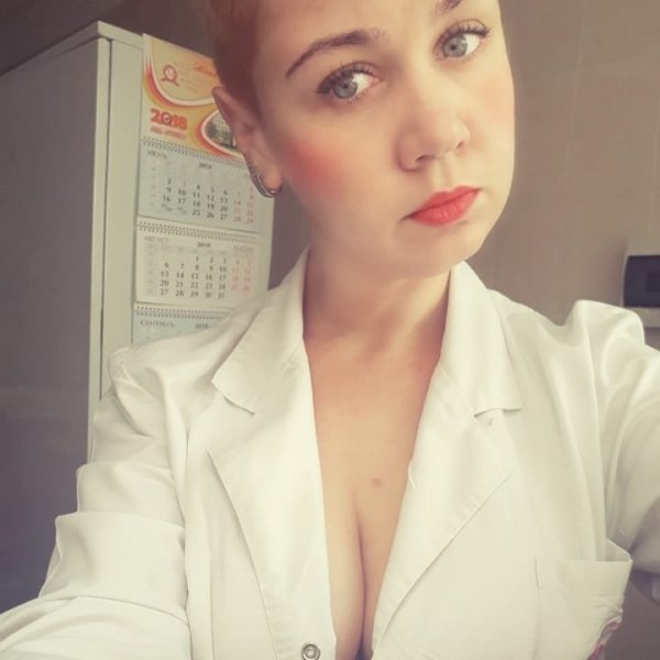 【ロシアン女医】ロシアの美しすぎる医療従事者、これは入院不可避だな・・・・・(画像)・12枚目