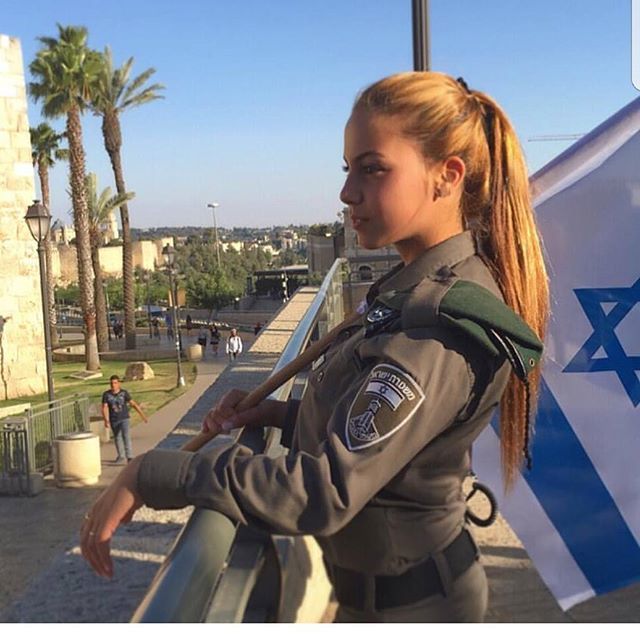 【美人ソルジャー】世界最高レベルな美人兵士が集うイスラエル国軍、これはリアル美人過ぎるソルジャーだろｗｗｗｗｗ（画像）・13枚目